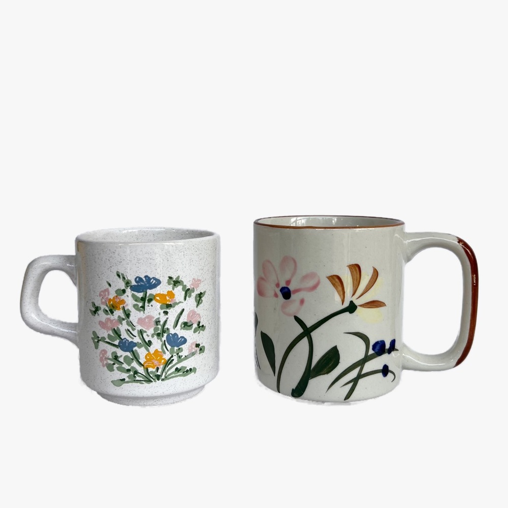 Floral Stoneware Mugs Hand Painted Dainty Flowers Speckled Vintage Chi Kiang?